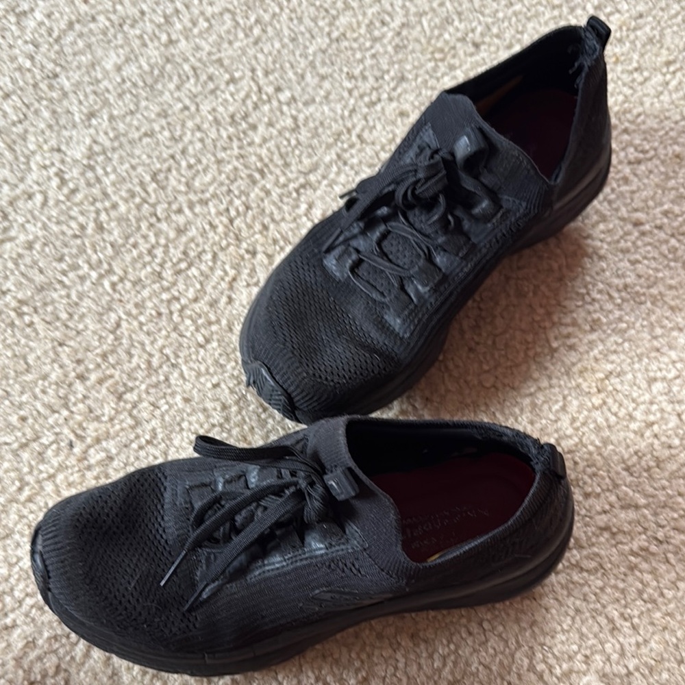 Work Shoes - Picture 7 of 9